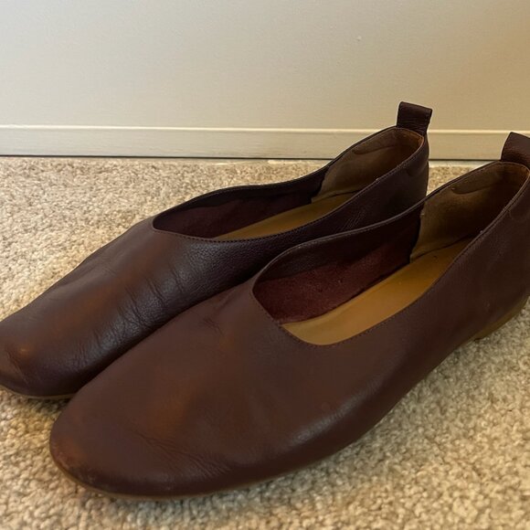Everlane The Day Glove Burgundy Flats - Picture 3 of 3